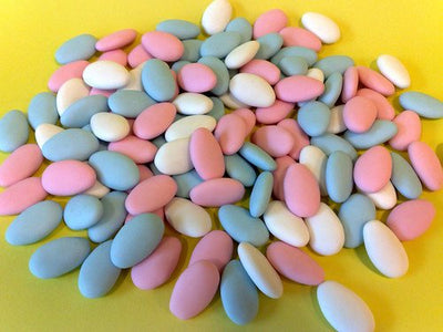 Schokolade Pastilles Wit Roze Blauw 200 Gram
