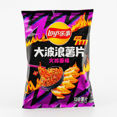 Lay's - Big Wave Hot Chicken Noodle Flavor 70 Gram