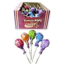 Sucettes Tootsie Pops aux fruits des bois, 5 saveurs différentes