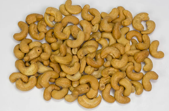 CandyOnline – Geräucherte Mandeln, CandyOnline – Gesalzene Cashewnüsse, 200 g Hickory, 150 g – Kopie