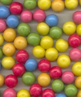 Kauwgomballen Middel  /- 1,7 Cm 2,5 Kilo 890 Stuks